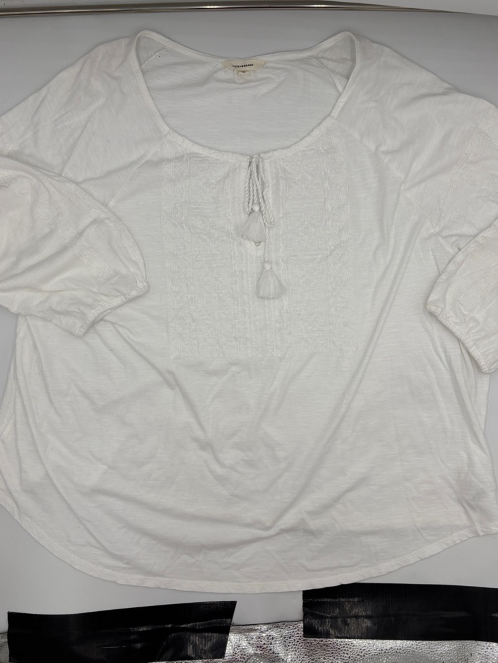 Lucky Brand Tassel Cotton Top in Lucky White